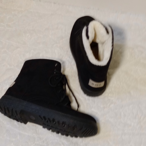 SQL BLACK FAUX SUEDE ANKLE BOOTS SIZE 41/8 - Picture 3 of 12
